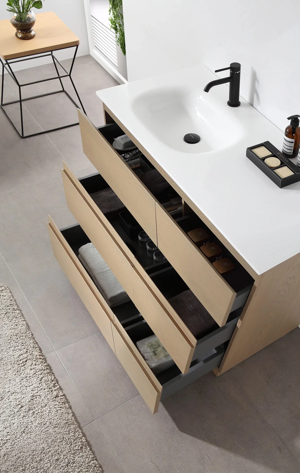 Modena Luxury Vanity (42"-72") 25 Modena Luxury Vanity (42"-72")