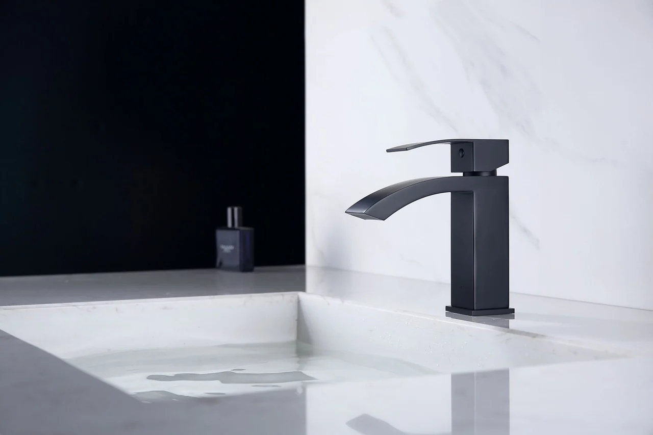 O&N Angular Rounded Single Lever Faucet (Black/Chrome/Brushed Nickel) 11 O&N Angular Rounded Single Lever Faucet (Black/Chrome/Brushed Nickel)